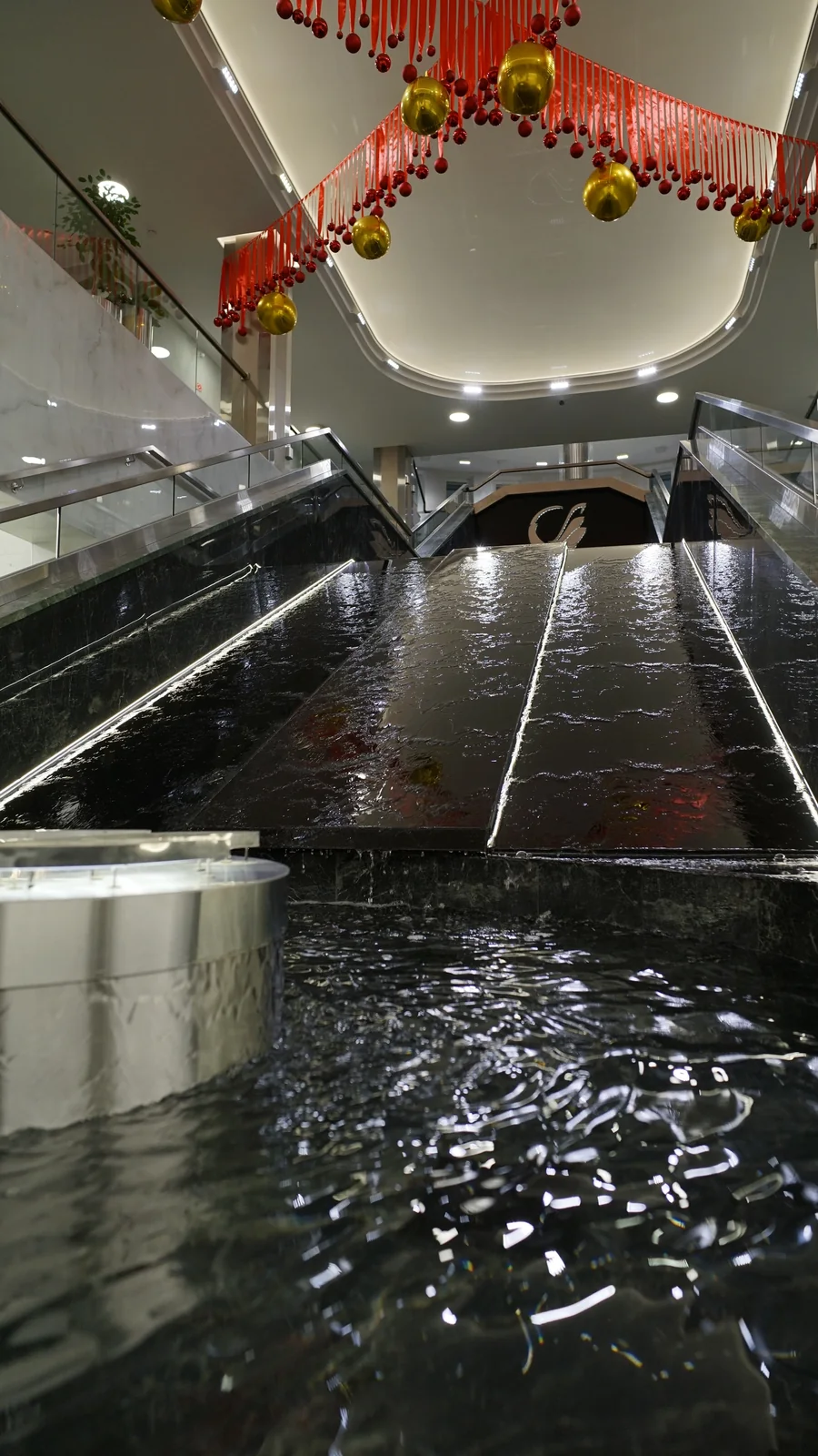 Продолжаем рассказ о 12-метровом интерьерном водопаде! — фото 4